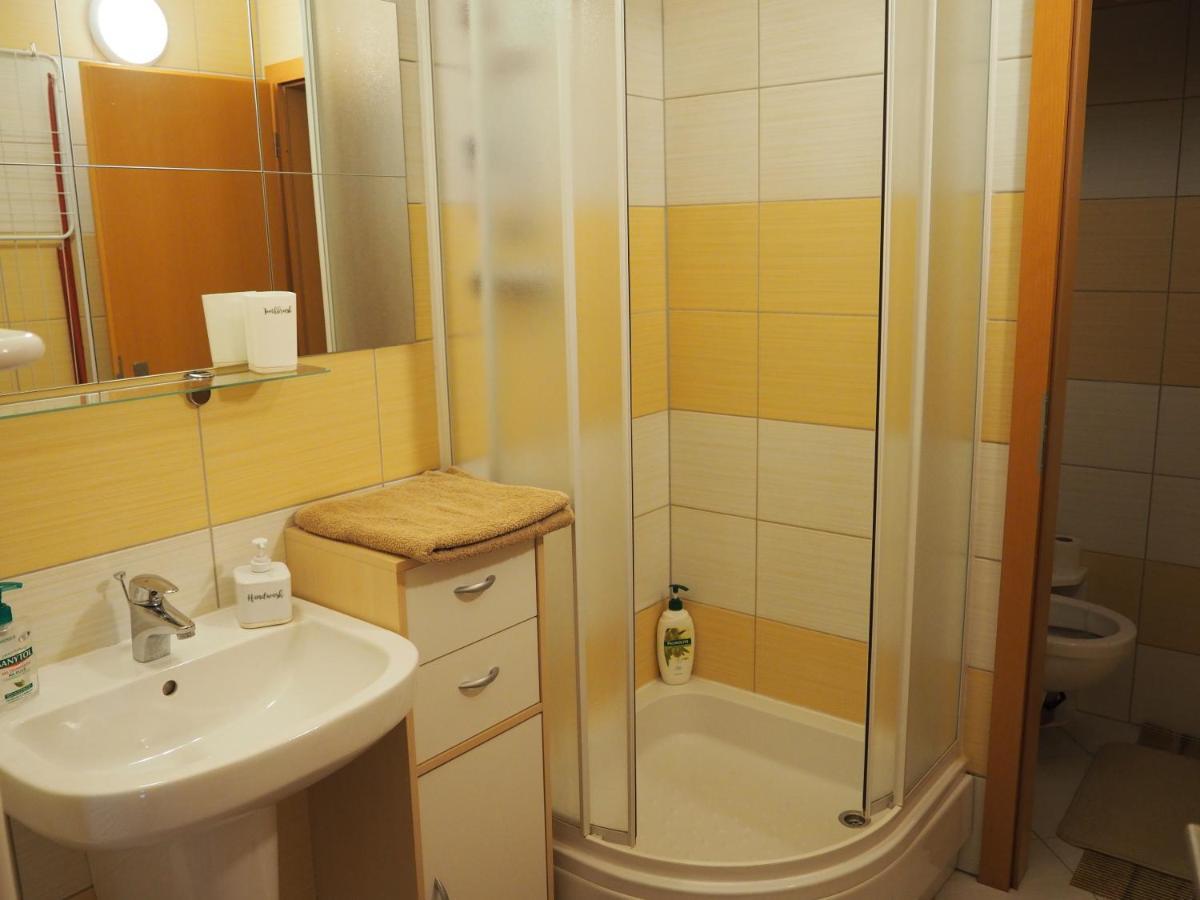 Apartment Peter ドノヴァリ エクステリア 写真
